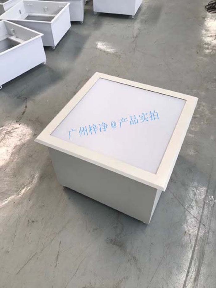 紗網(wǎng)高效送風(fēng)口是用作改造和新建1000-300000級各級潔凈室的終端過濾裝置，是滿足凈化要求的關(guān)健設(shè)備。