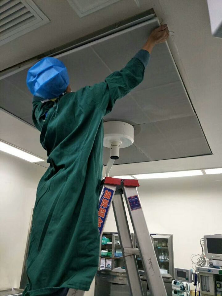 高效過(guò)濾器更換