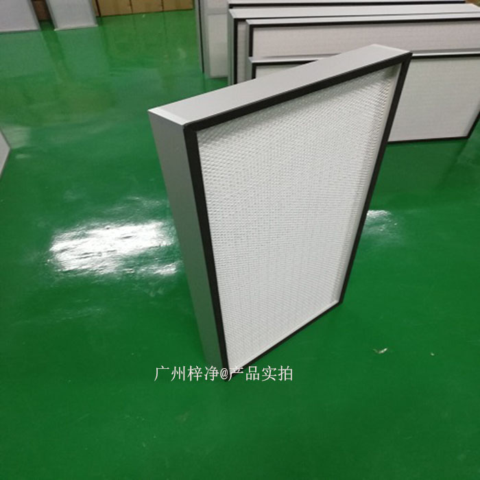 高效過(guò)濾器性能直接影響到潔凈室內(nèi)的空氣質(zhì)量